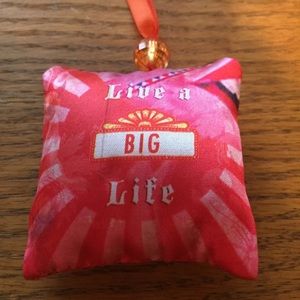 Mini cushion ornament